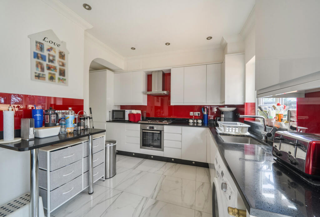 Summit Avenue, London, NW9 - View 5