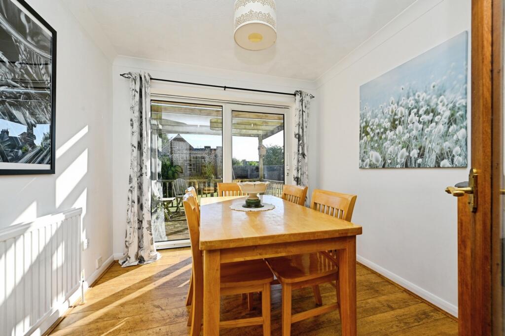 House in King's Lynn and West Norfolk, Heacham - More