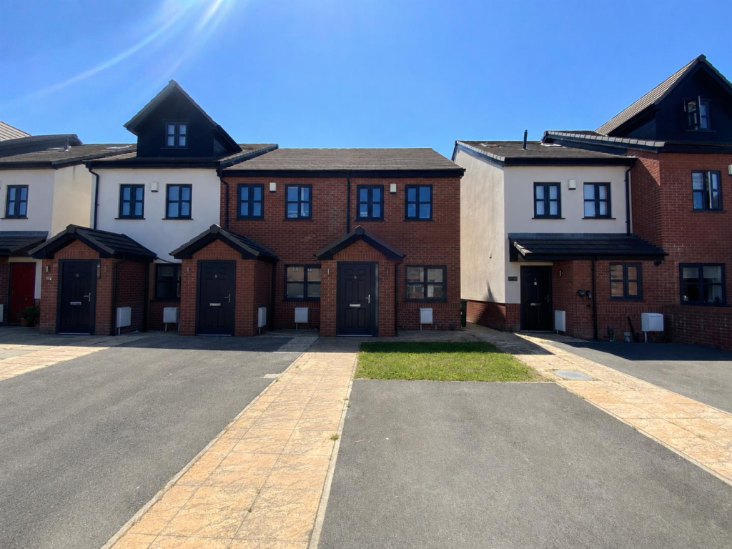 Main image of property: Kristine Close, Grimsby