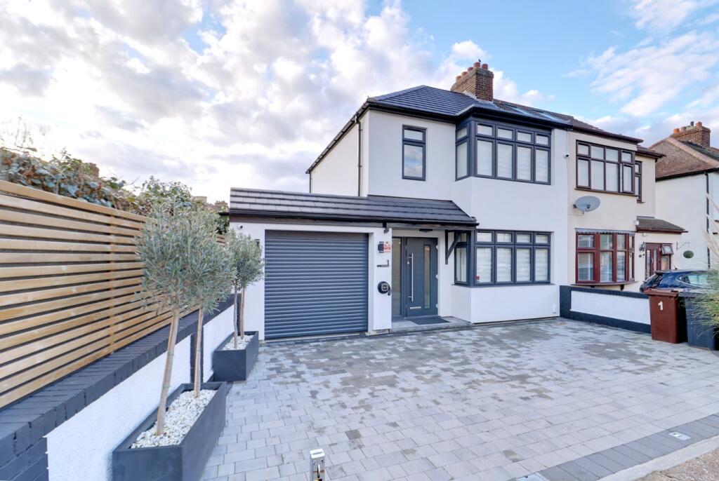 Main image of property: Elmer Gardens, Rainham, RM13