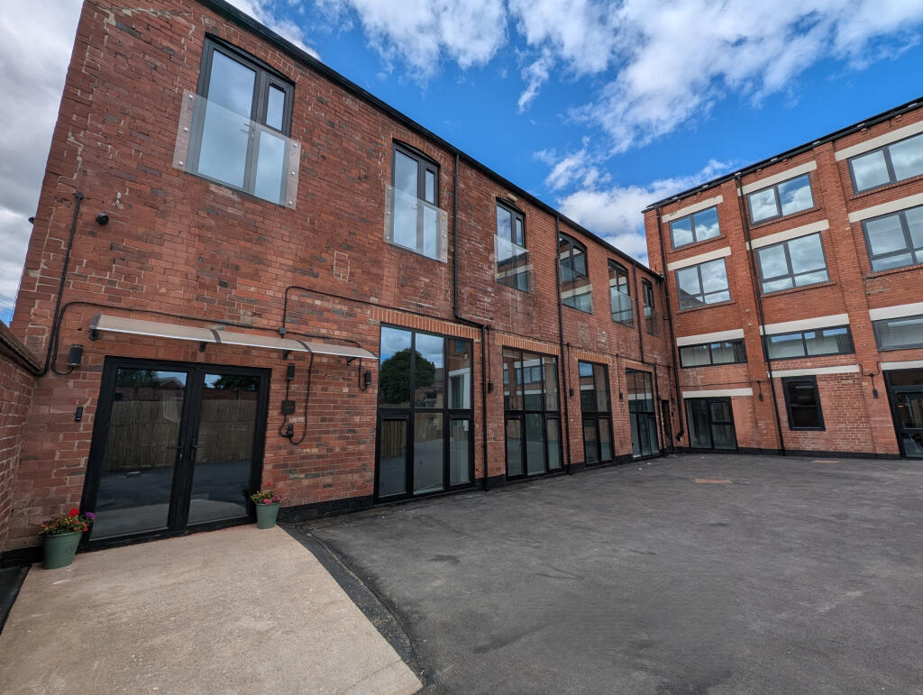 Main image of property: The Pointe, Apartment 31, 8 Peterson Road, Wakefield, West Yorkshire