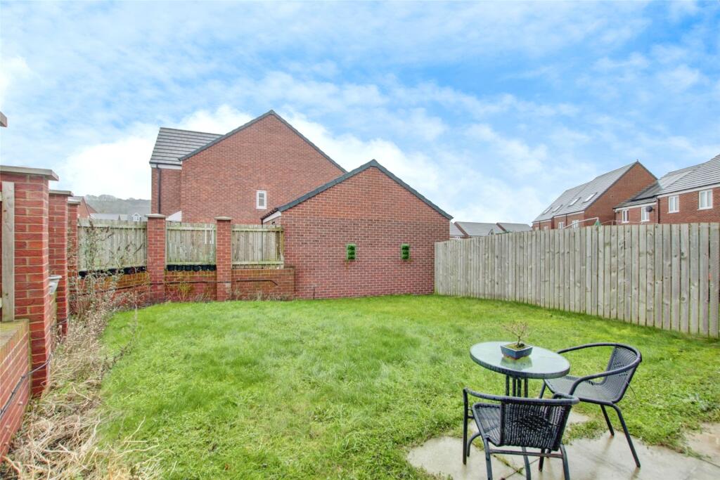 Parkinson Crescent, Sherburn Village, Durham, DH6 photo 4