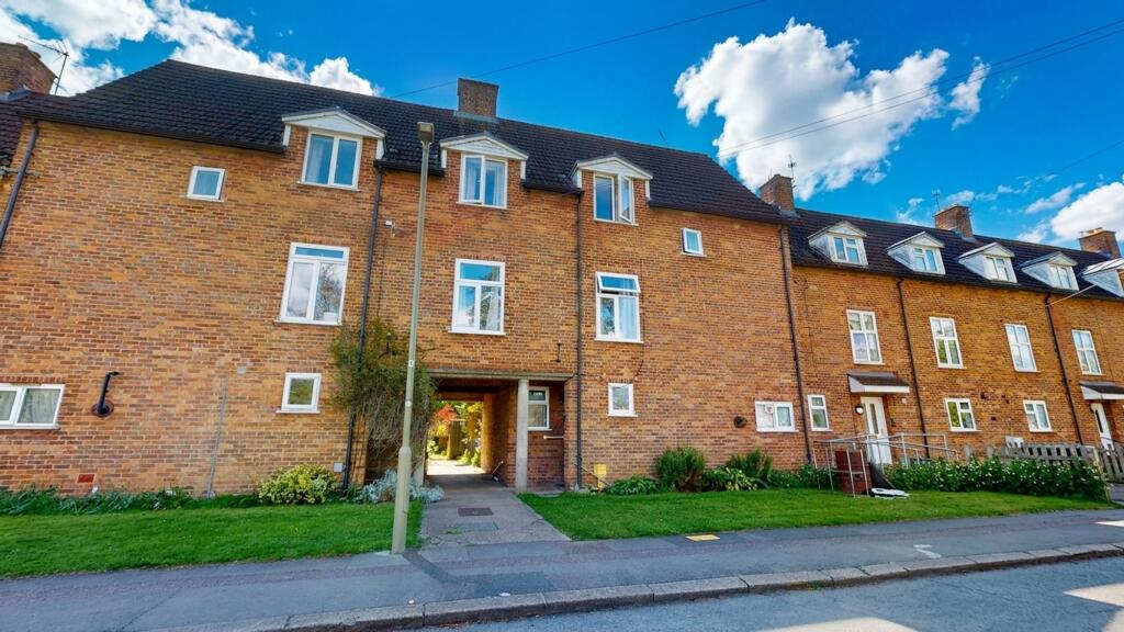 Main image of property: Herons Walk, Abingdon, OX14