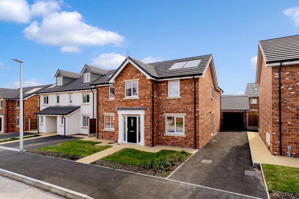 4-bed detached on Halis Court, Hale Village, L24, £550,000