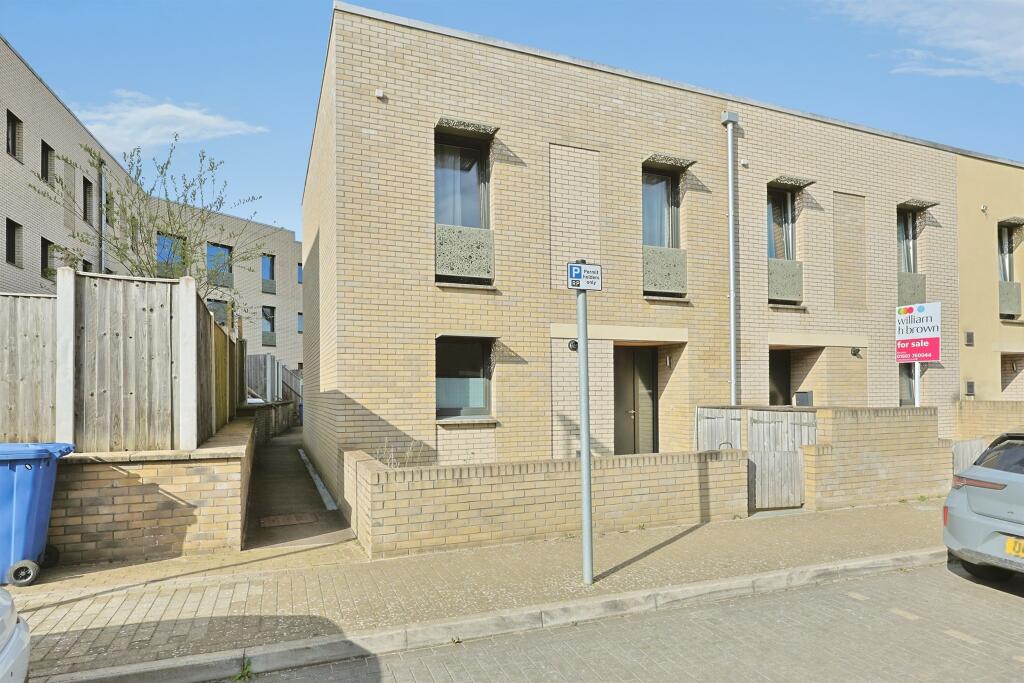 Main image of property: Ladysmock Way, Norwich