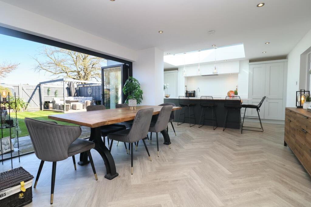Allens Close, Boreham, Chelmsford photo 4