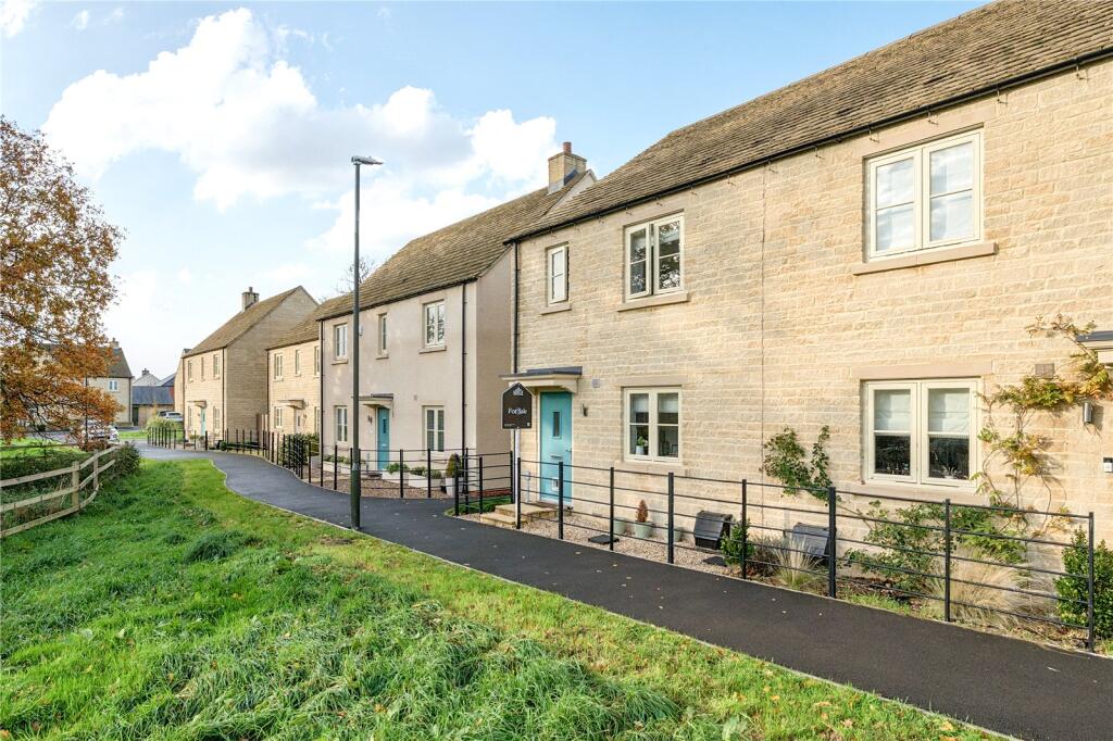 3-bed semi-detached on Havenhill Road, Tetbury, GL8, £380,000