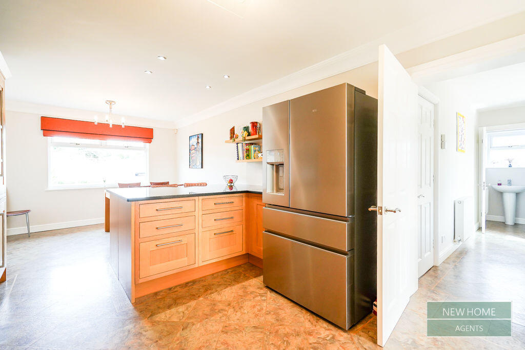 House in Rotherham, Laughton-en-le-Morthen - View 5