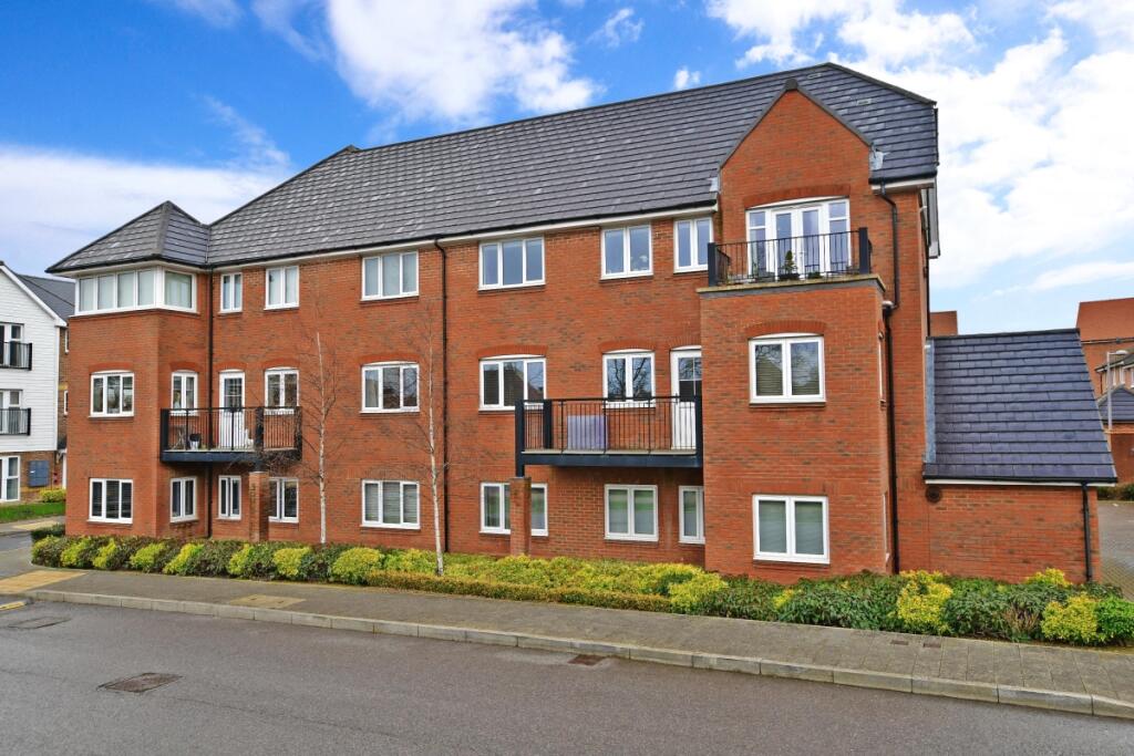 Main image of property: Illett Way Faygate RH12