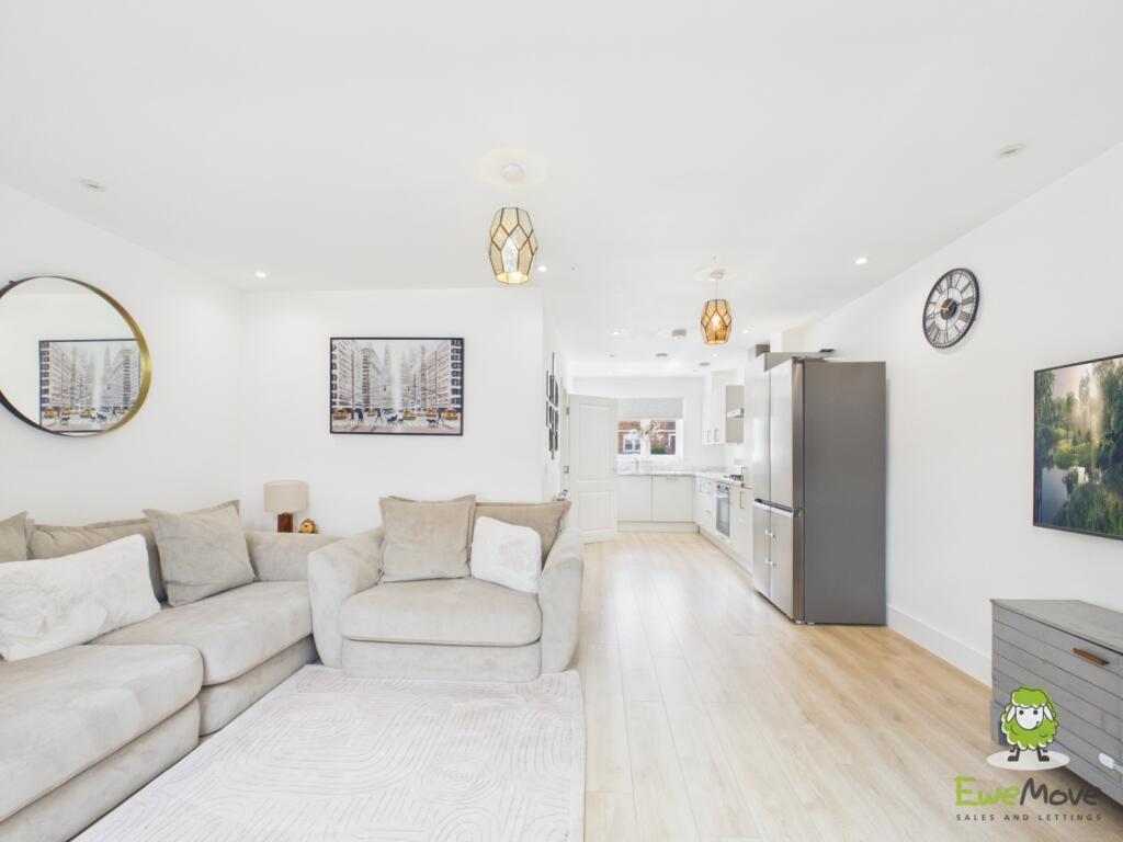 House in Basingstoke and Deane, Chineham - View 4