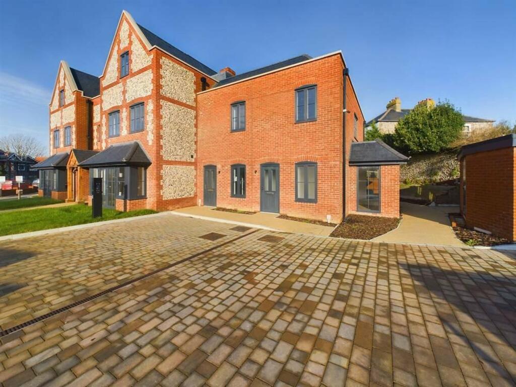 Main image of property: West Street, Sompting, BN15