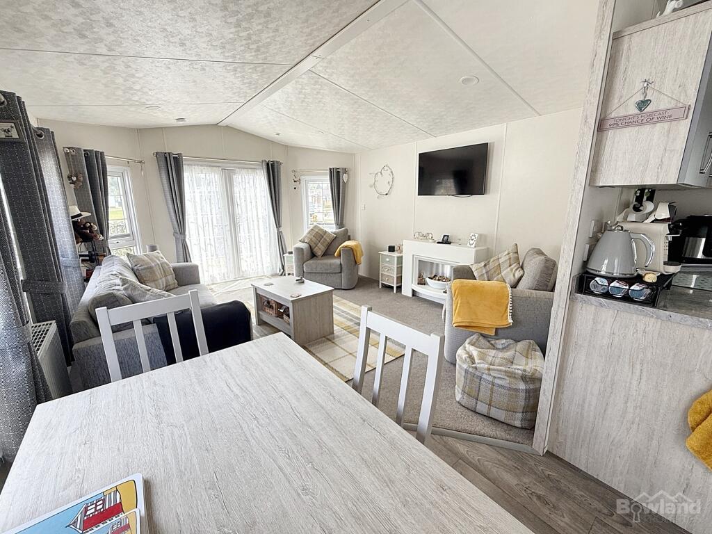 2-bed caravan on St Andrews 18 Tydd St Giles Golf and Country Club, Kirkgate PE13 5NZ, £74,995