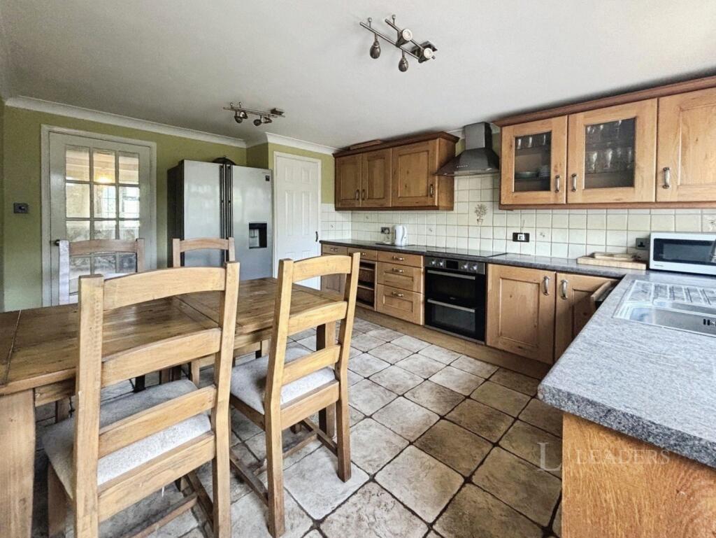 House in Braintree, Bulmer - View 3