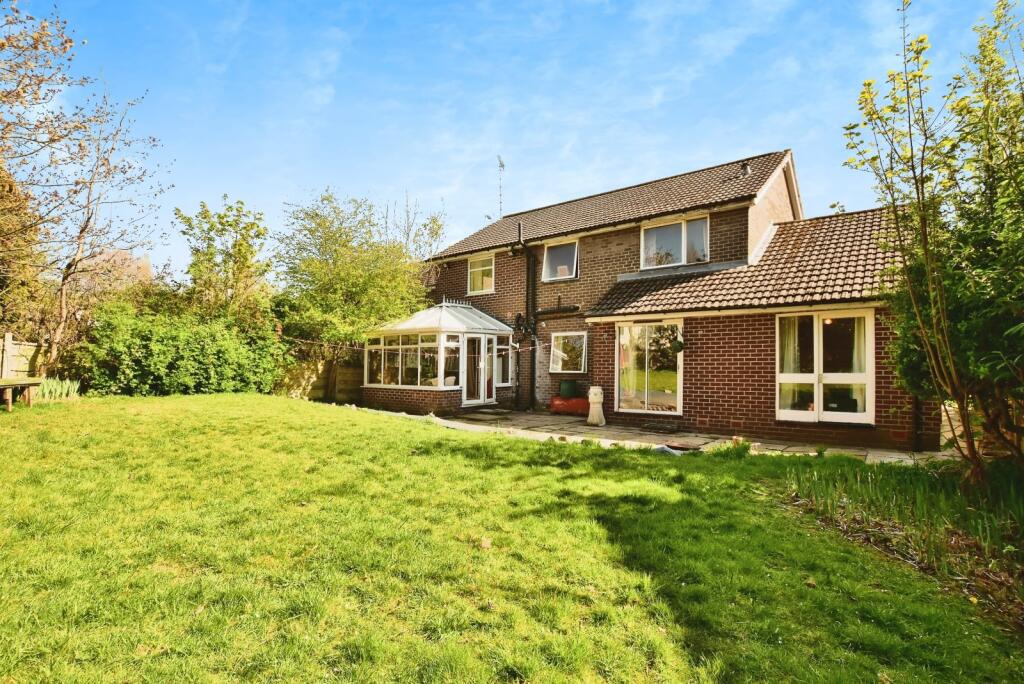 5-bed detached on St. Aldates, Romiley, Stockport, Cheshire, SK6, £360,000