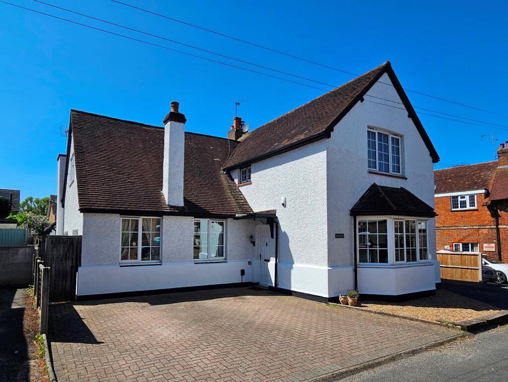 Main image of property: EASTWICK ROAD, GREAT BOOKHAM, KT23