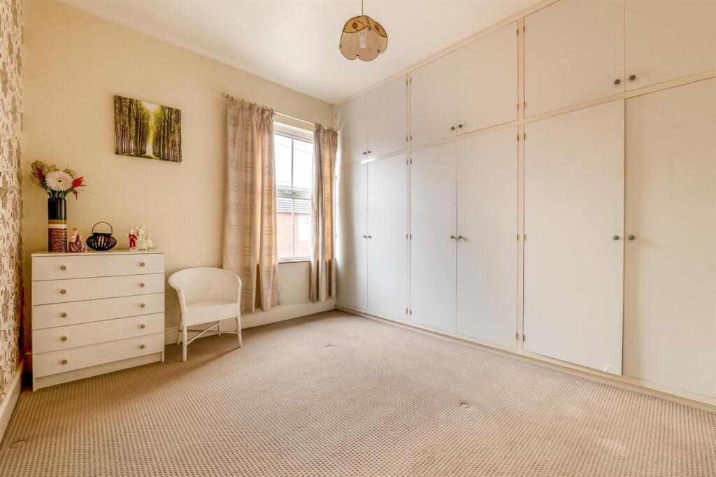 House in Worcester, Barbourne - More