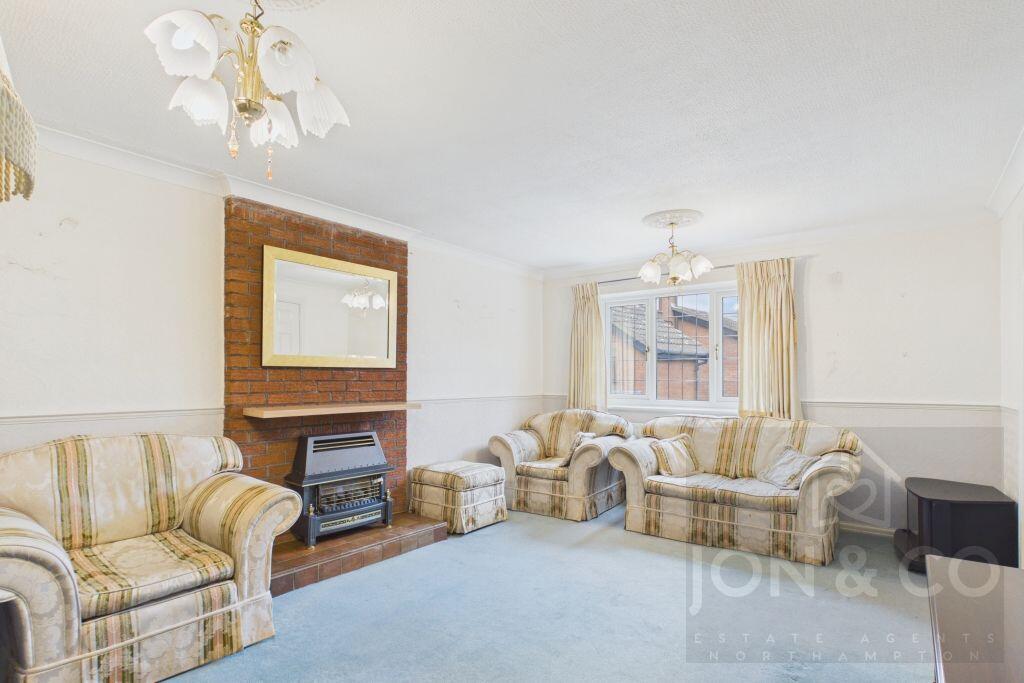 Woodhall Close | West Hunsbury | NN4 - View 3