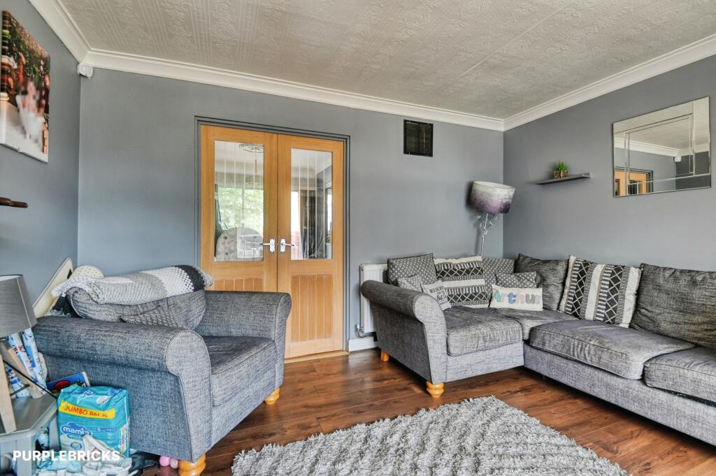 House in Solihull, Fordbridge - More