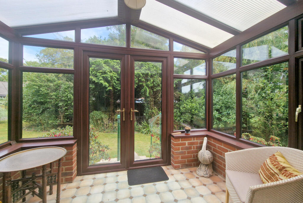 Apartment in Southampton - View 3