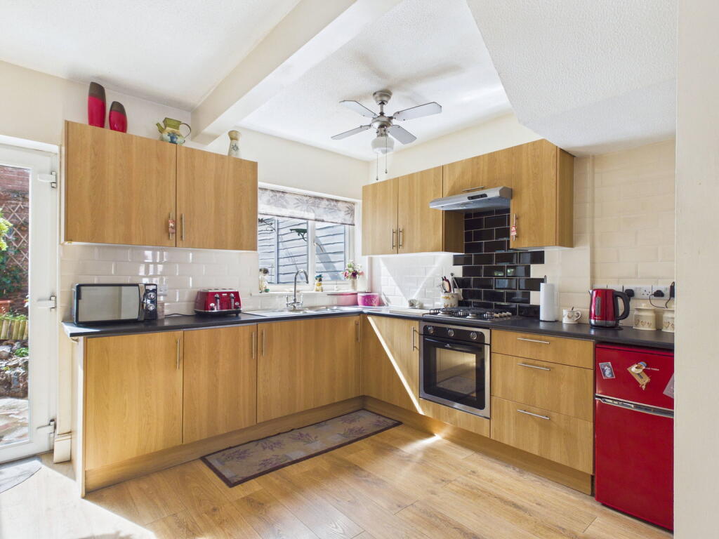 House in Torquay, Torbay - View 5