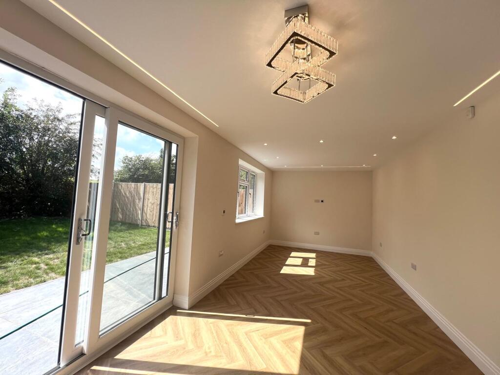 House in Reading - View 2