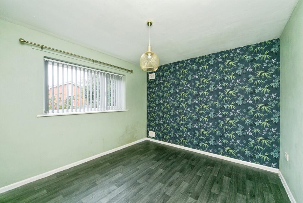 Apartment in Old Colwyn, Conwy - View 5