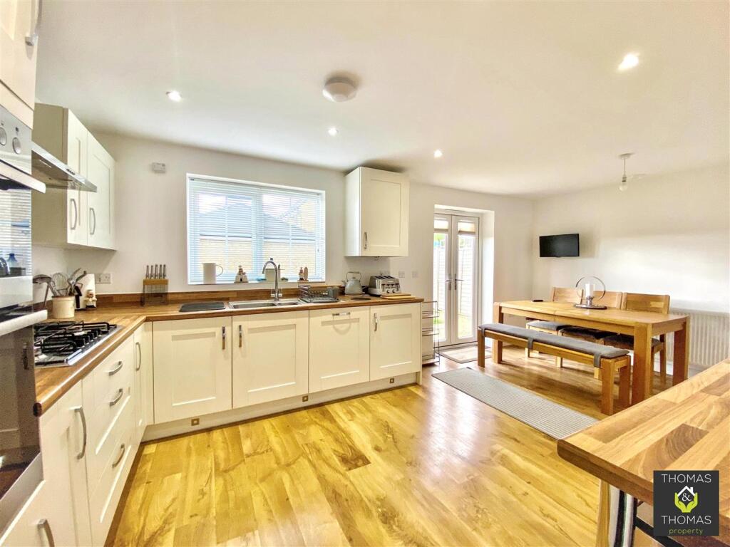House in Tewkesbury, Abbotswood, Brockworth - View 2