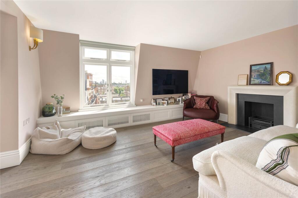 Apartment in London, Kensington - View 3