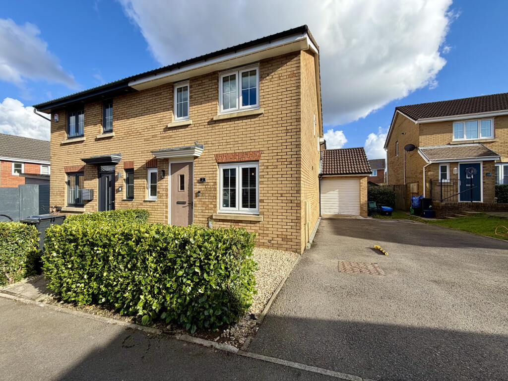 Main image of property: Pen Cerrig Rise, Heolgerrig, Merthyr Tydfil, CF48 1BF, Merthyr Tydfil