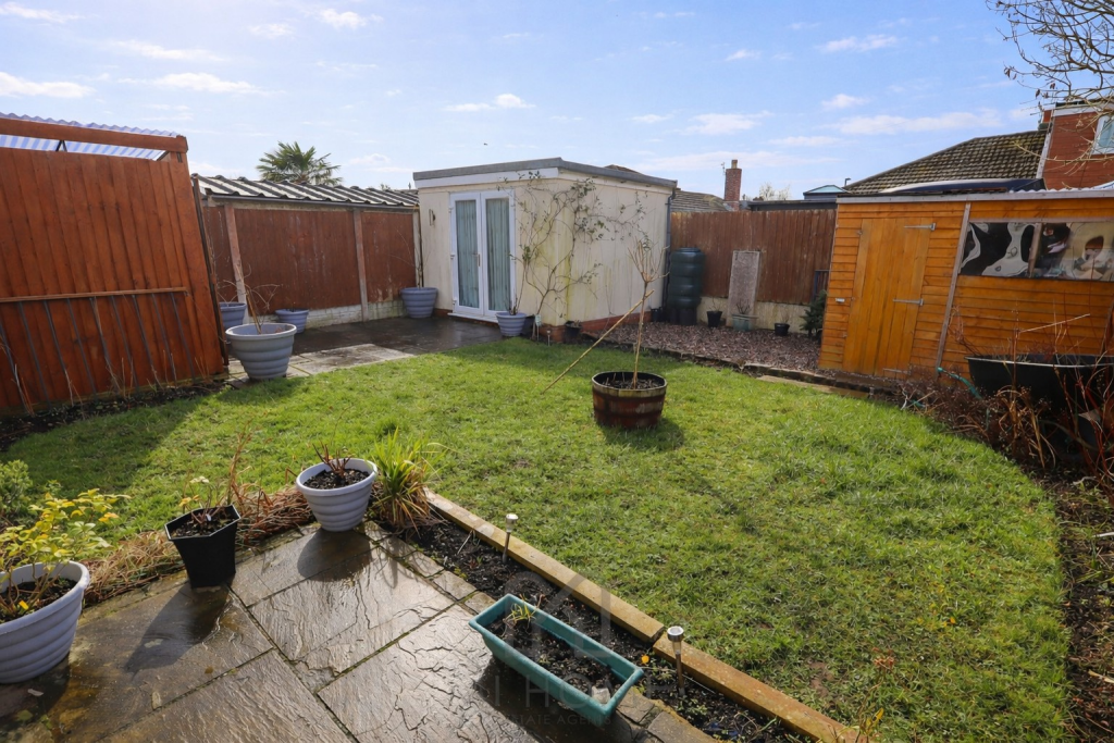 Calder Avenue, Freckleton, Preston, PR4 - View 2