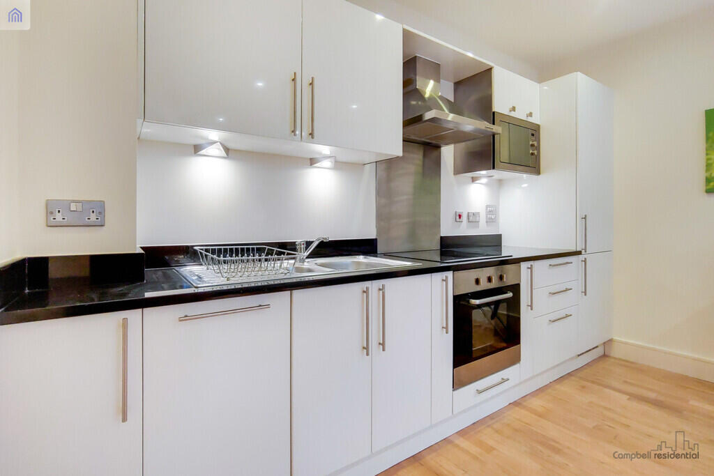 Apartment in London - View 4