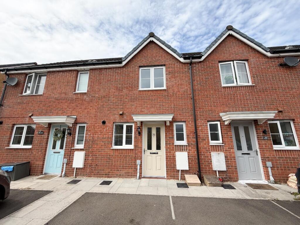 2-bed terraced on Wood Green, Bridgend County Borough, CF31 4AT, £189,950