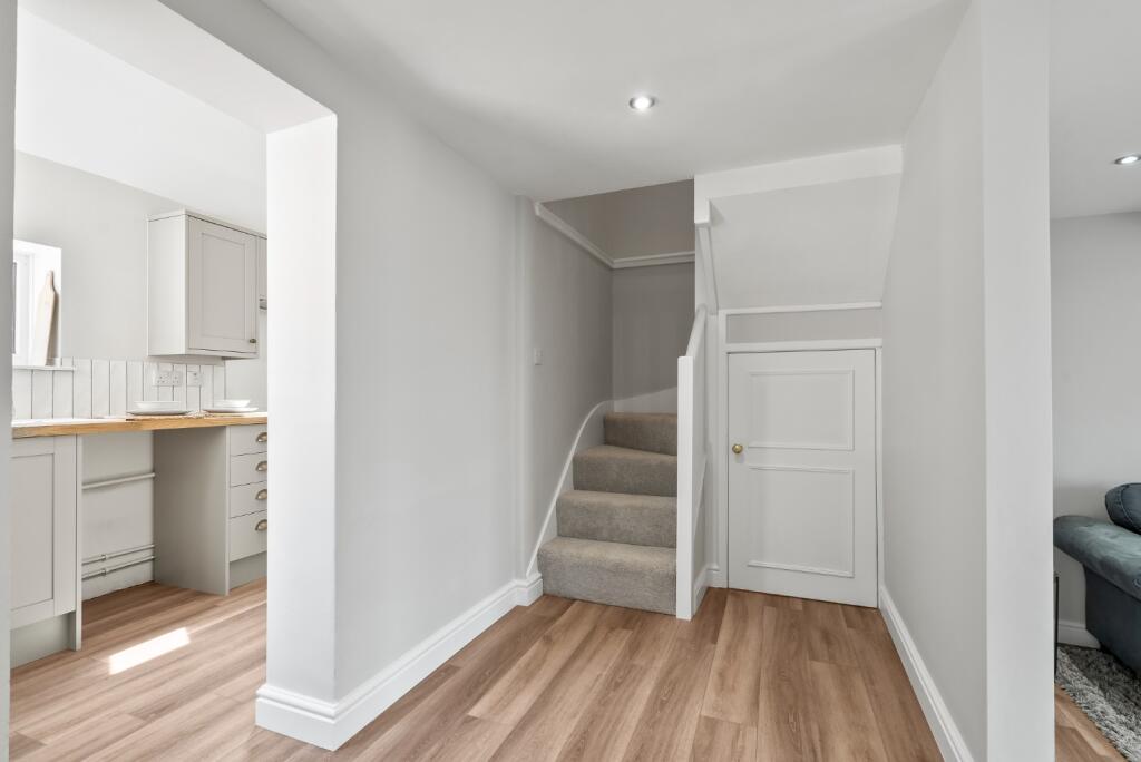 Additional image 9 of Worcester Road, Bromsgrove, B61 7HN