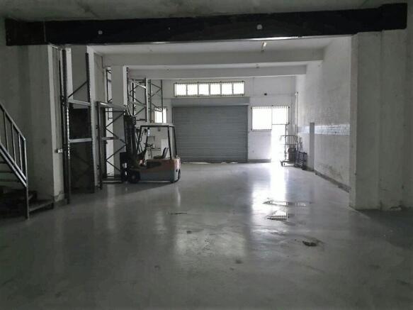 Waterside Trading Centre  Unit 2 5.JPG