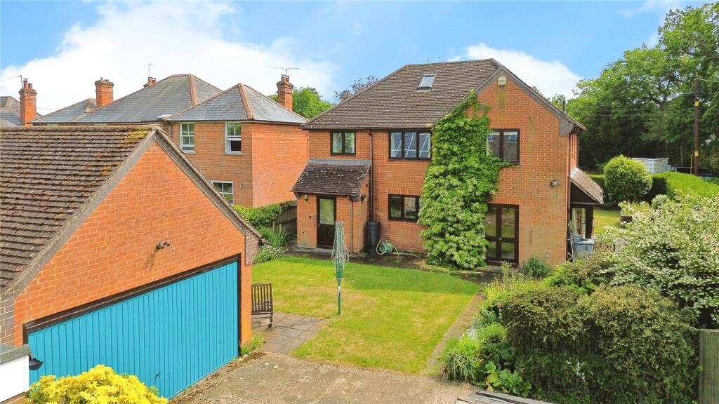 Main image of property: Victoria Road, Mortimer, Reading, RG7