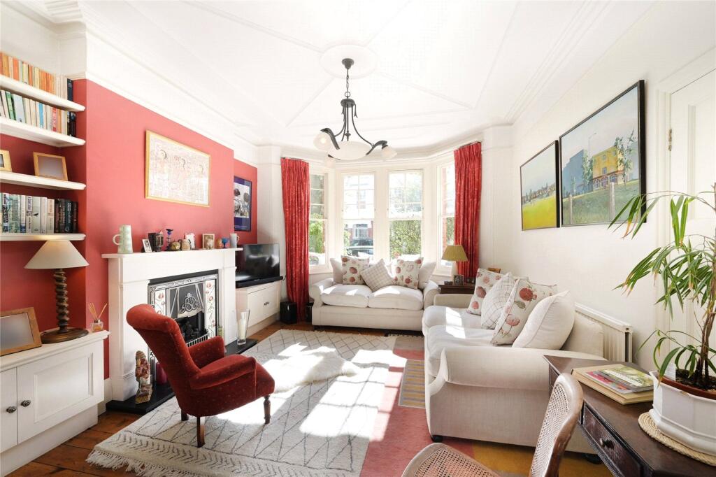 Alwyn Avenue, Chiswick, London, W4 photo 2
