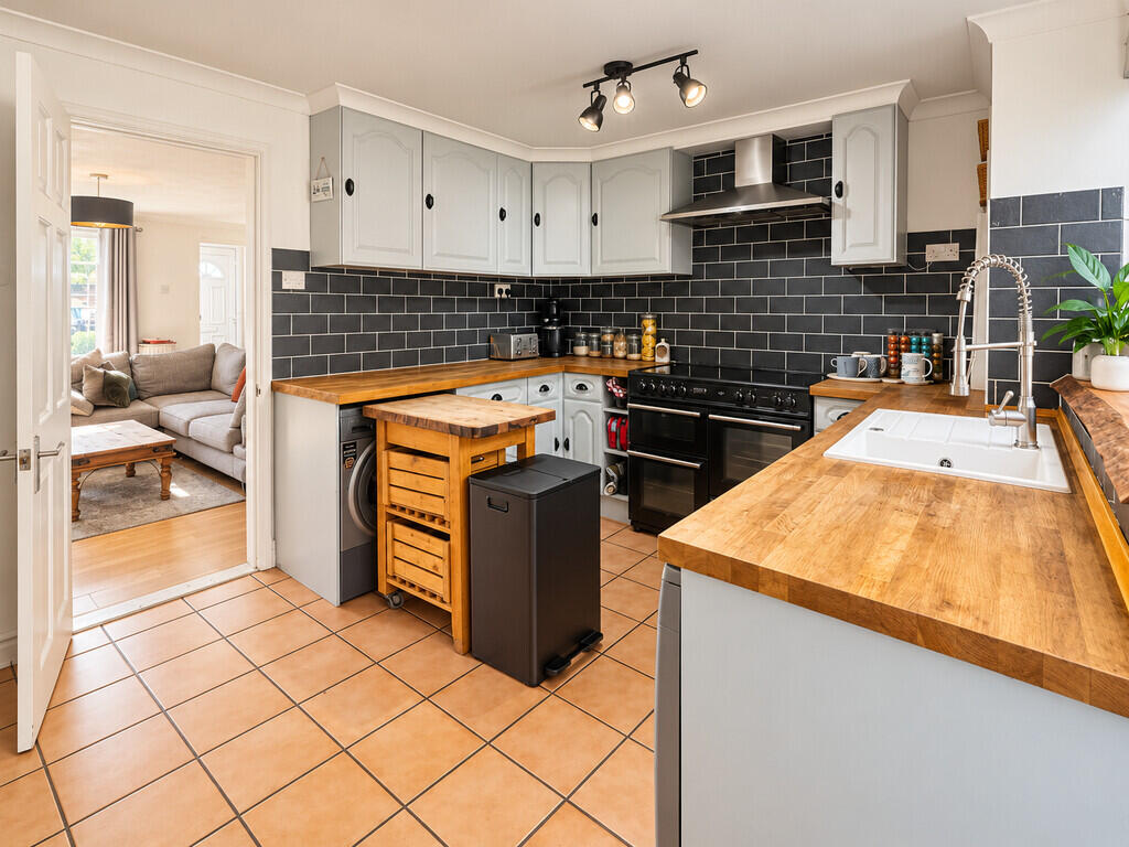 House in Colchester, Tiptree - More