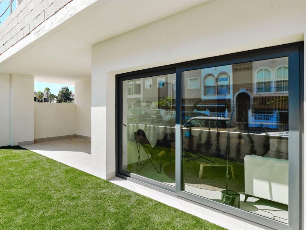 Main image of property: Valencia, Alicante, Torrevieja