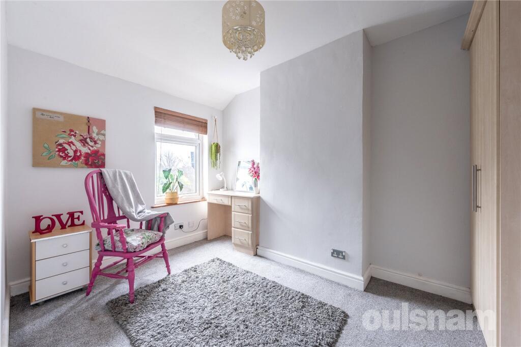 House in Birmingham, West Midlands - More