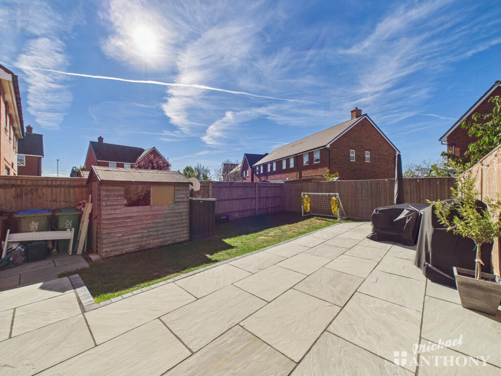 House in Hemel Hempstead, Kingsbrook - View 3