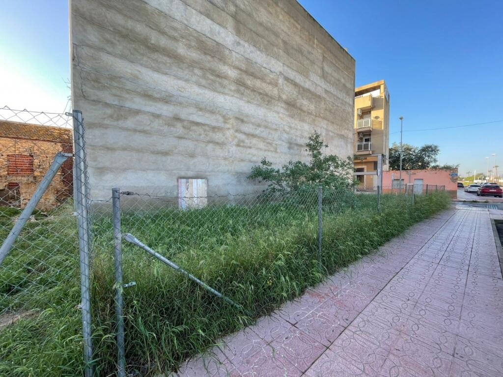 Main image of property: Rojales