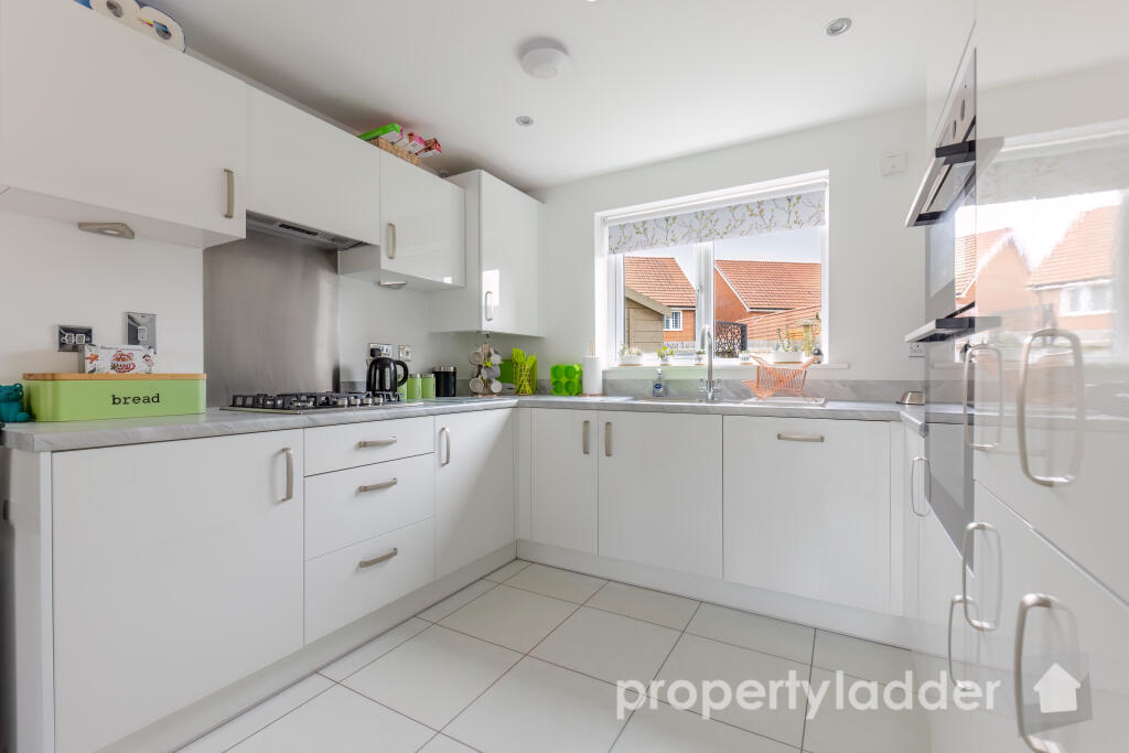 3 bed detached - Coller Road, Old Catton, NR6 image 3