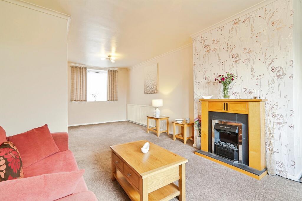 Coles Way, Riddlesden, Keighley photo 3