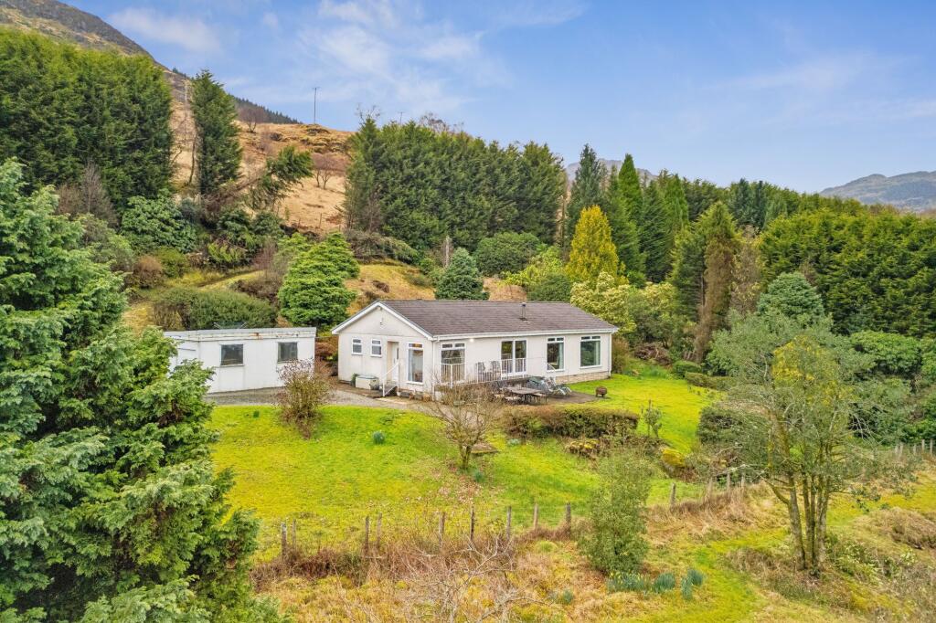 Main image of property: Feaugh Cottage, Lochgoilhead, Cairndow, PA24 8AE