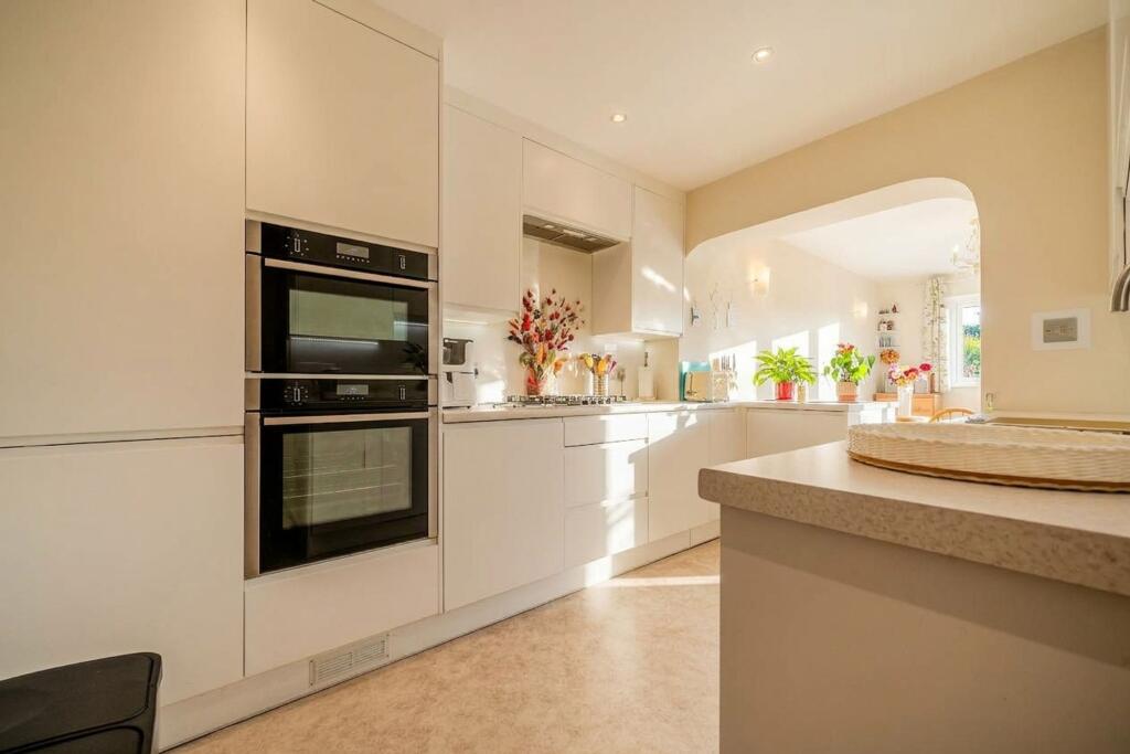 House in Lancaster - View 3