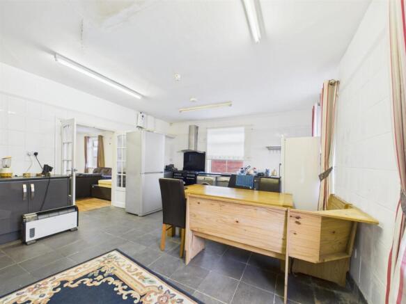 Kitchen/Dining Room (Flat 2)