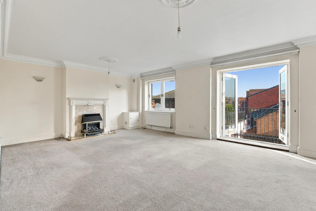 Apartment in Nottingham - View 4