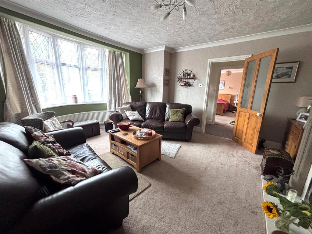House in Hutton, North Somerset - View 2