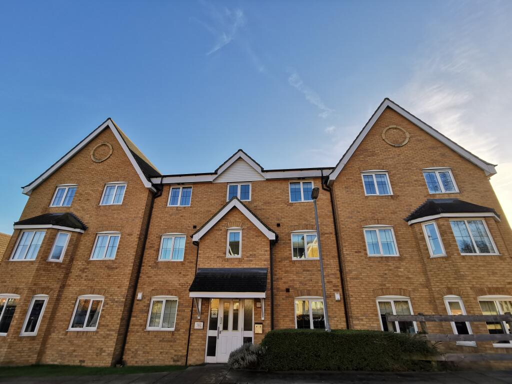 Main image of property: Bracken Green, East Ardsley