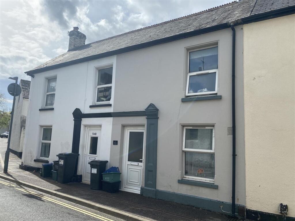 Main image of property: Fore Street, Kingsteignton, Devon